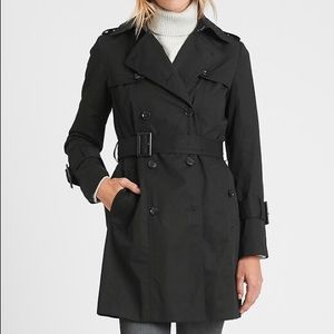 Banana Republic Water-resistant Trench Coat Black